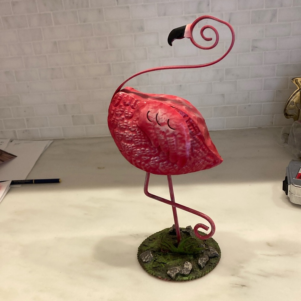 Decorative metal flamingo